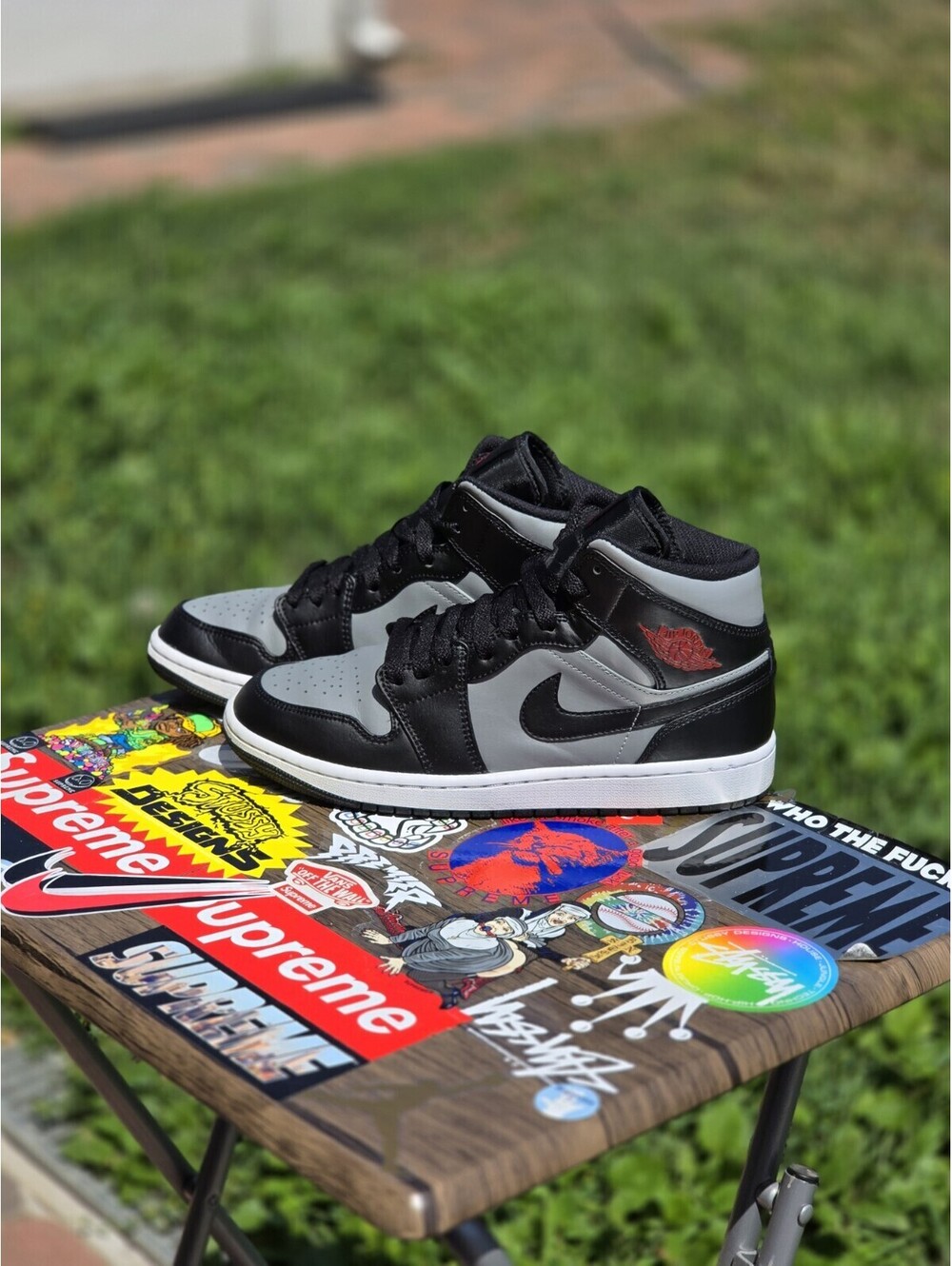 Size 8M - Jordan 1 Mid Shadow